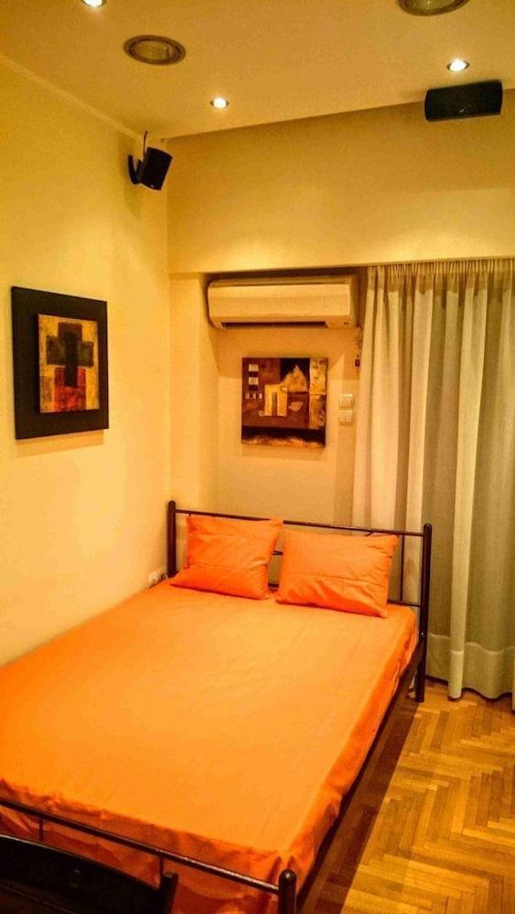 Lovely Apartment In Athens Center Atenas Exterior foto