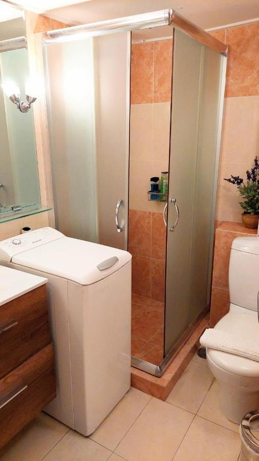 Lovely Apartment In Athens Center Atenas Exterior foto