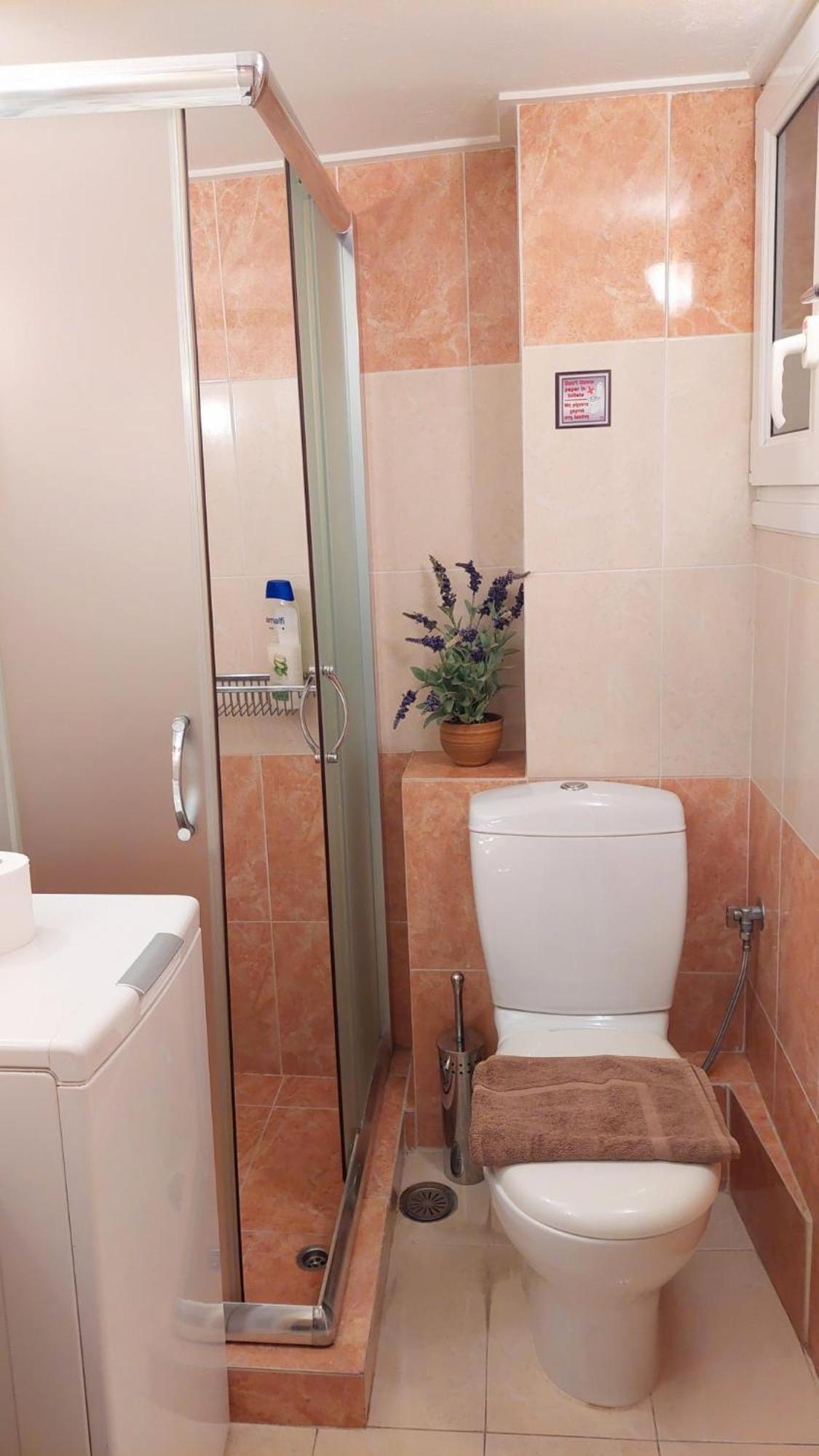 Lovely Apartment In Athens Center Atenas Exterior foto