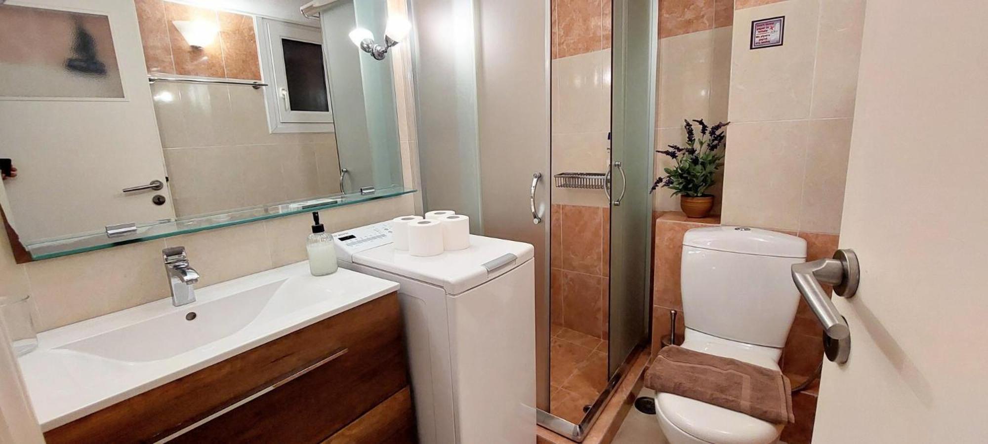 Lovely Apartment In Athens Center Atenas Exterior foto